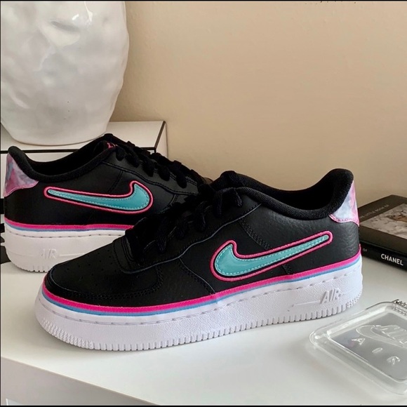 😍Nike Air Force 1 - Picture 4 of 6